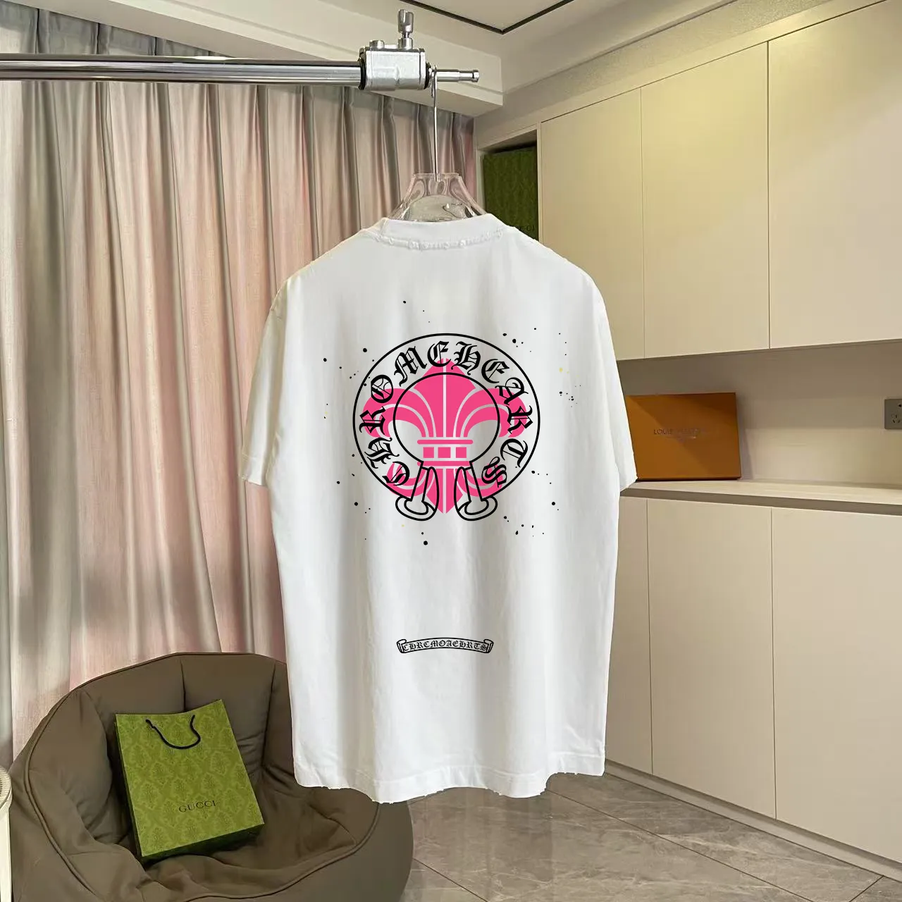 🅿️190 ch Crow* 2025 summer new style, washed, distressed, spray-painted, Sanskrit cross print, short-sleeved T-shirt, customized fabric 320g, same style for men and women, size: S M L XL XXL five sizes, color: black, white, gradient black, gradient red